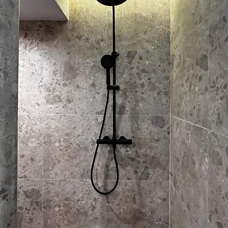 Orfeas Luxury Rooms & Studio سكوبيلوس تاون المظهر الخارجي الصورة