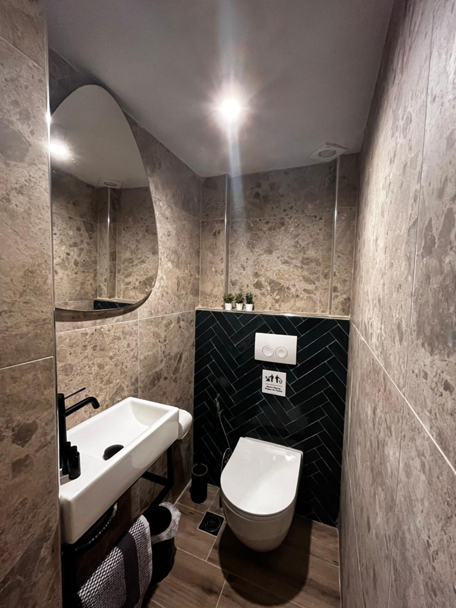 Orfeas Luxury Rooms & Studio سكوبيلوس تاون المظهر الخارجي الصورة
