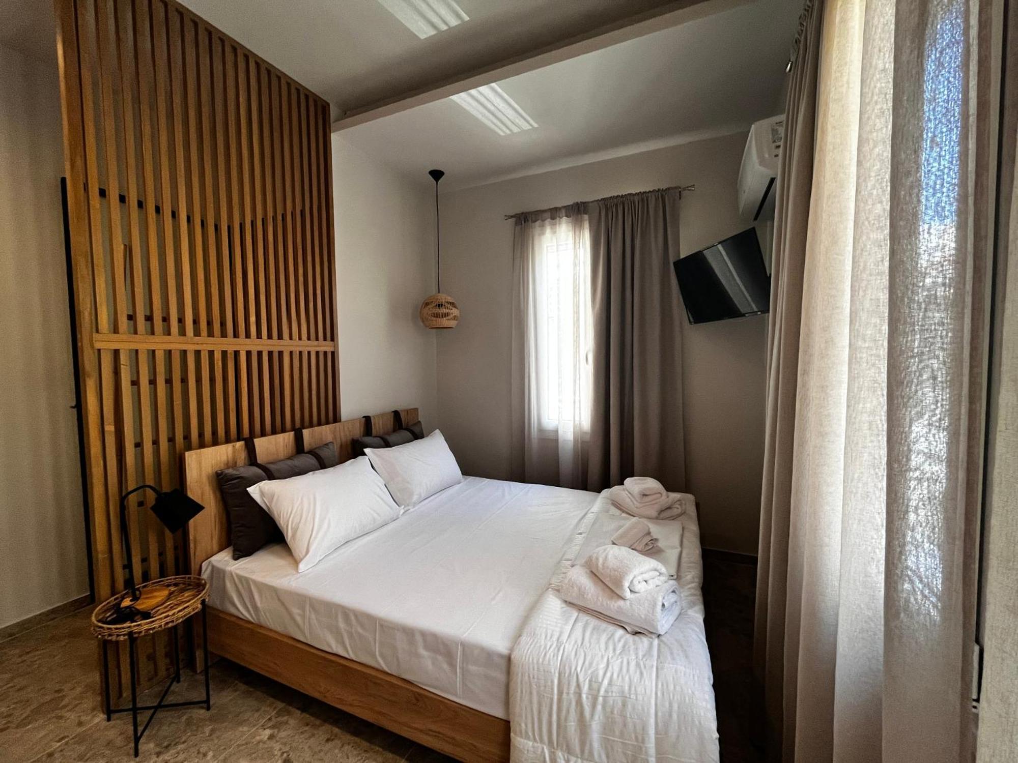 Orfeas Luxury Rooms & Studio سكوبيلوس تاون المظهر الخارجي الصورة